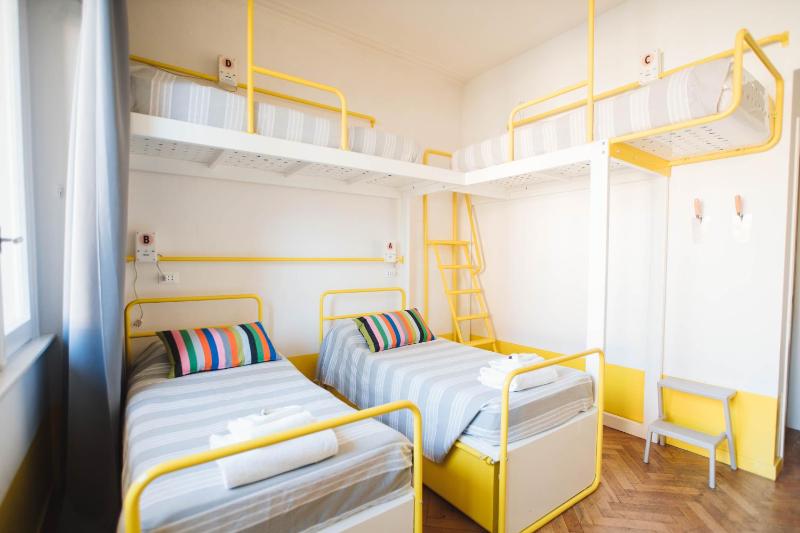 Double or Twin Room with Private Bathroom image 3
