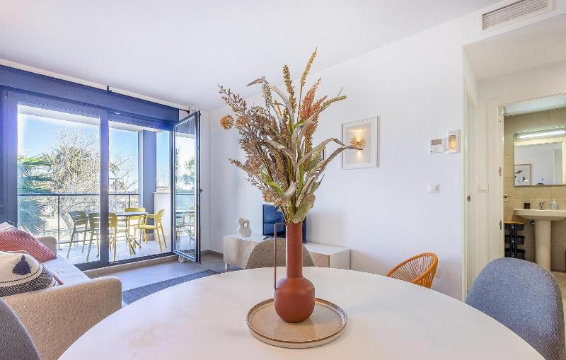 Beach Front Apartment In Denia With Wifi - image 15