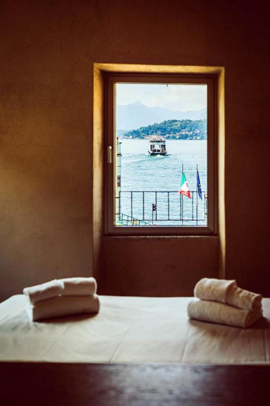 Double Room with Lake View - Annex image 2