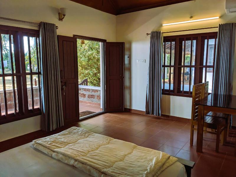 Baycliff Cottages - image 4