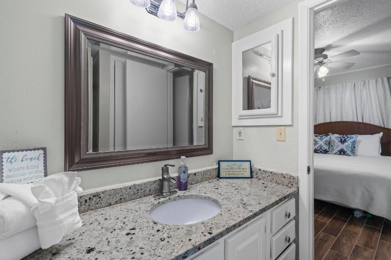 Edgewater 31 - image 8