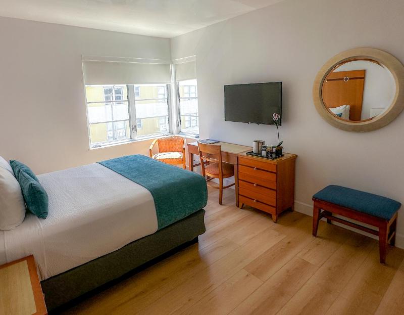 Queen Room - Disability Access