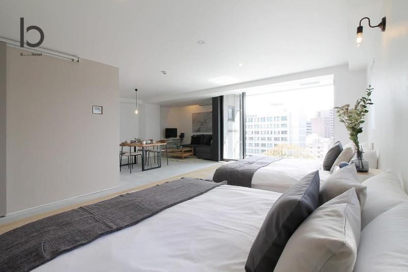 b hotel Heiwaodori 801 - New Apt in Famous Hiroshima Dori for 6p - image 3