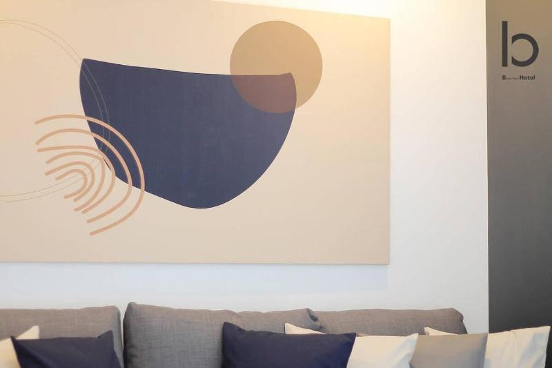 b hotel 601 Premium City View Apartment - image 11