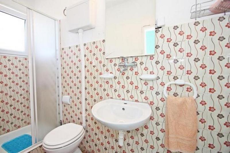 Apartments with parking space Supetar Brac - 22504 - image 7