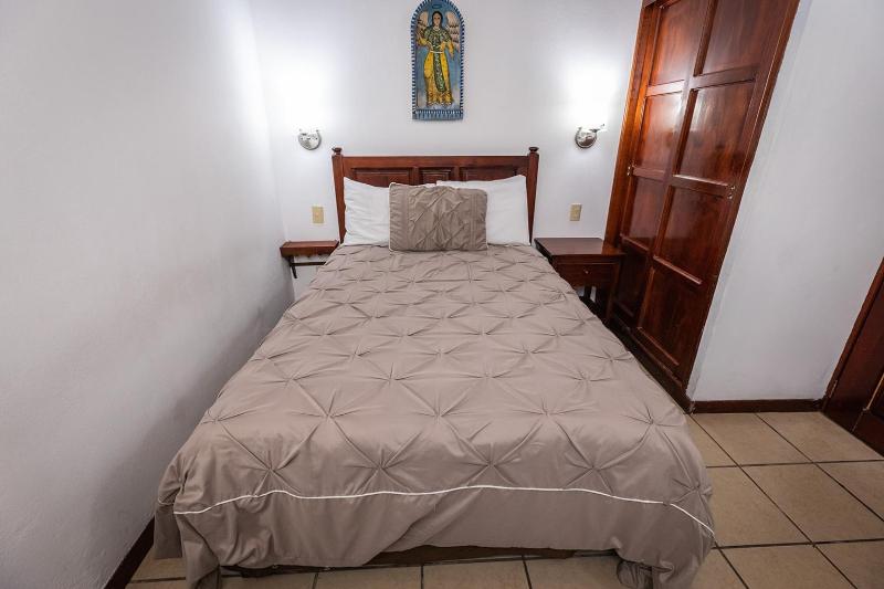 Las Mariposas Hotel & Studios - image 7