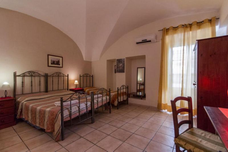 Triple Room image 4