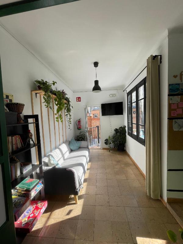 Tarragona Hostel - image 19