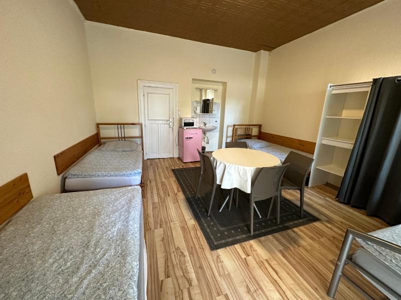 Economy Quadruple Room with Shared Bathroom image 1