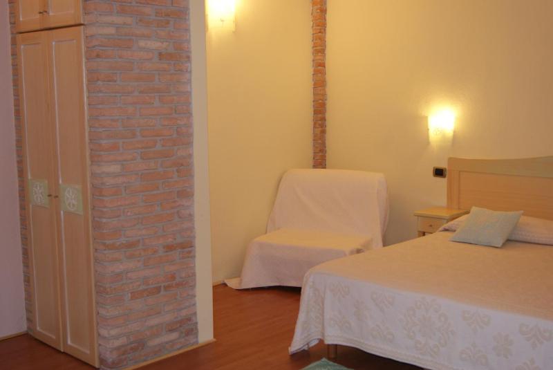 Quadruple Room image 3