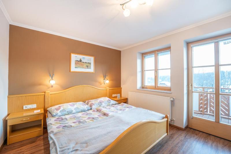 Two-Bedroom Apartment with Balcony image 3