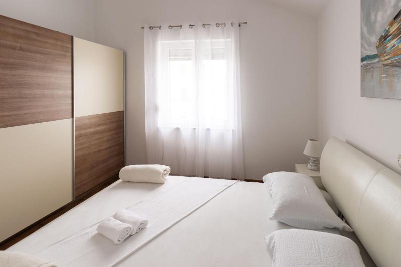 Antonela Apartment - image 35