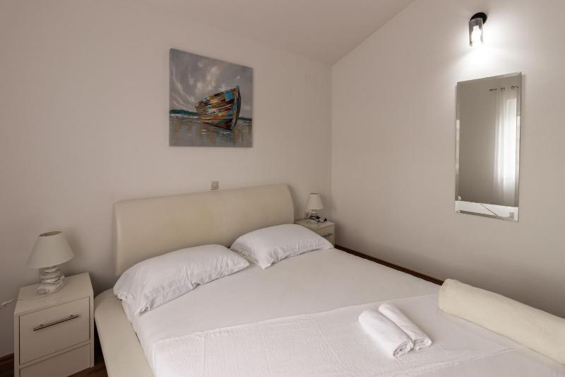 Antonela Apartment - image 8