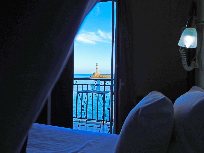 Double or Twin Room with Sea View image 2