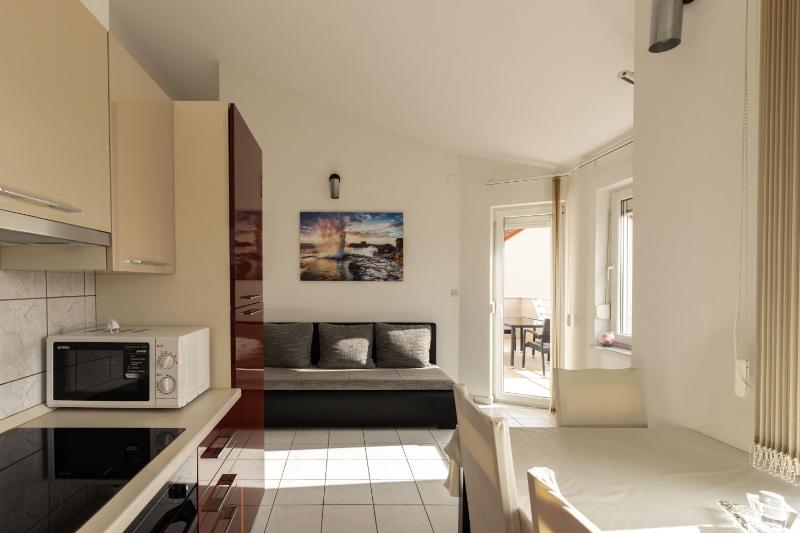 Antonela Apartment - image 25