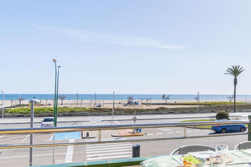 1013 Apartamento vista mar con 2 habitaciones by homeselectspain - image 23