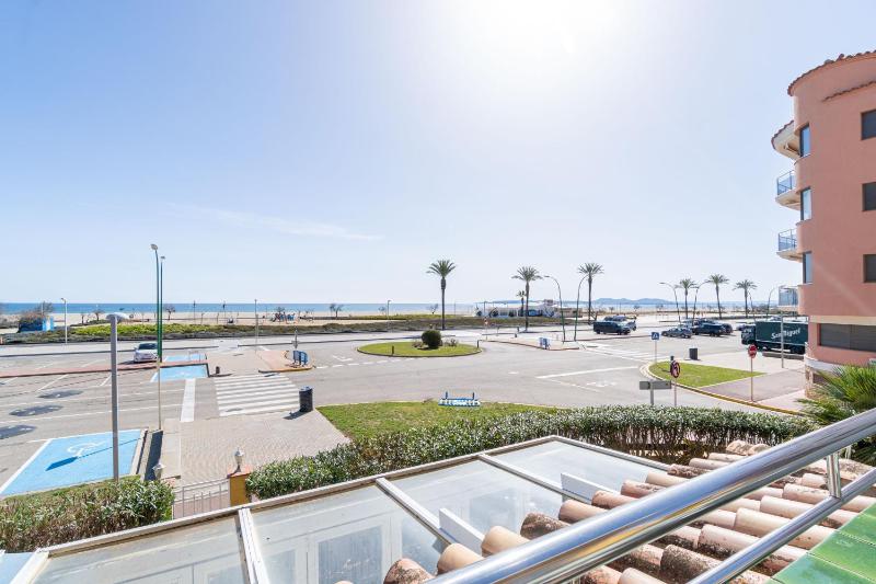 1013 Apartamento vista mar con 2 habitaciones by homeselectspain - image 28