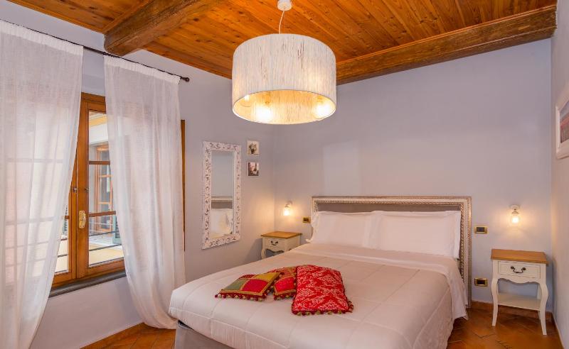 Double Room image 1