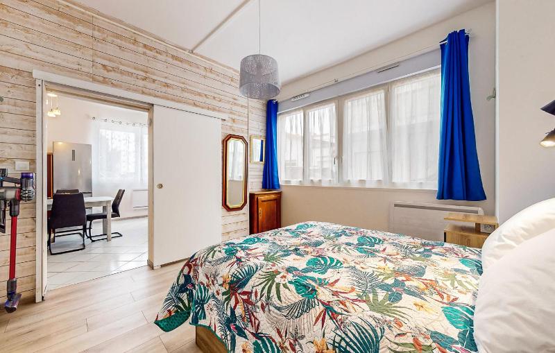 1 Bedroom Cozy Apartment In Royan - image 18