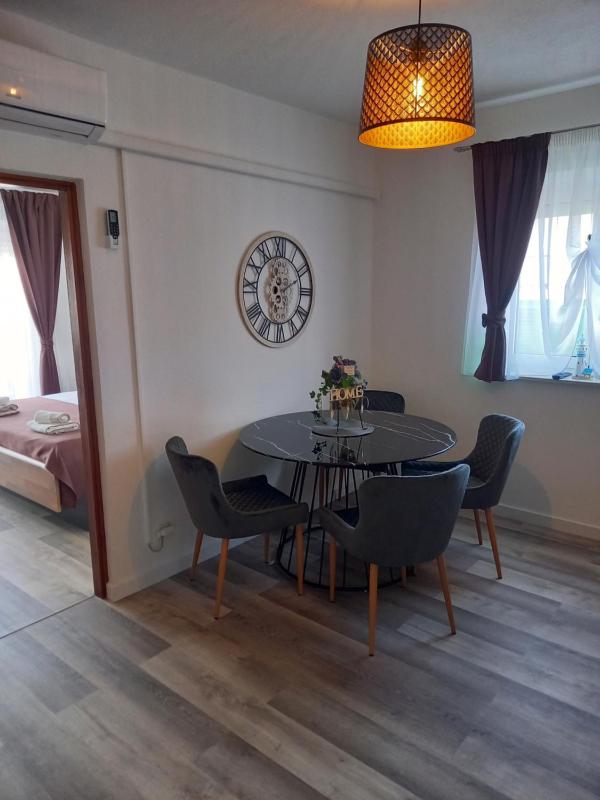 Apartmani Delač - image 28