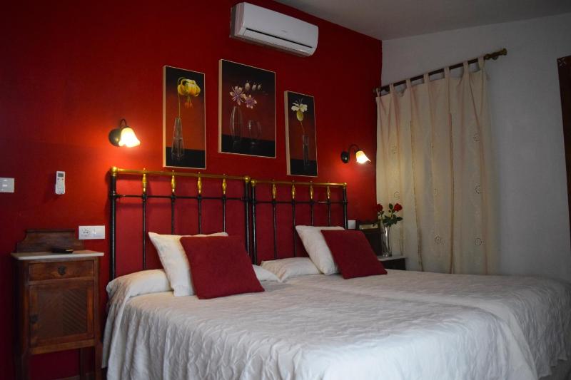 Double or Twin Room image 1