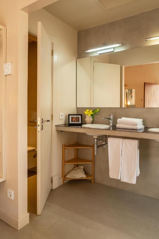 Superior Double Room image 3