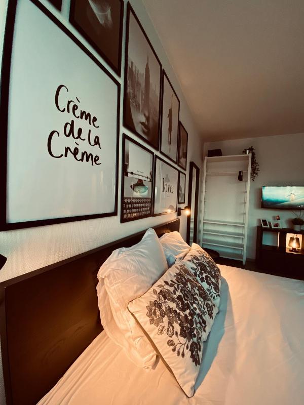 Studio Apartment image 4