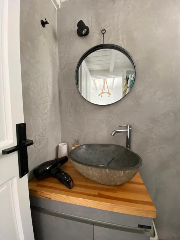 Elenita’s Mykonos town flat - image 11