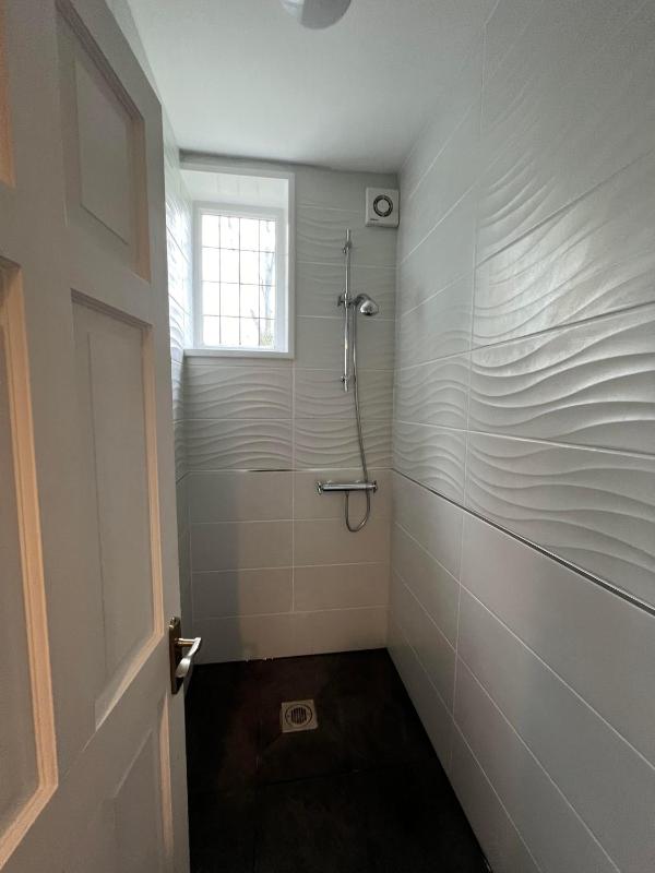 Large 8 Bedroom House in Edgbaston - image 20