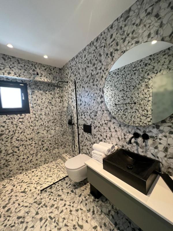 Charisma Boutique Hotel - image 47