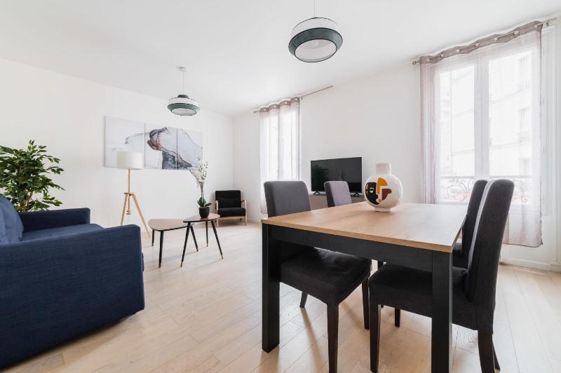 Appartement 70m2 Paisible au Kremlin - 6P Images