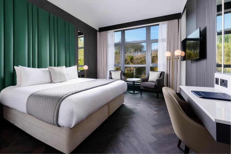 Double Room with Garden View image 1