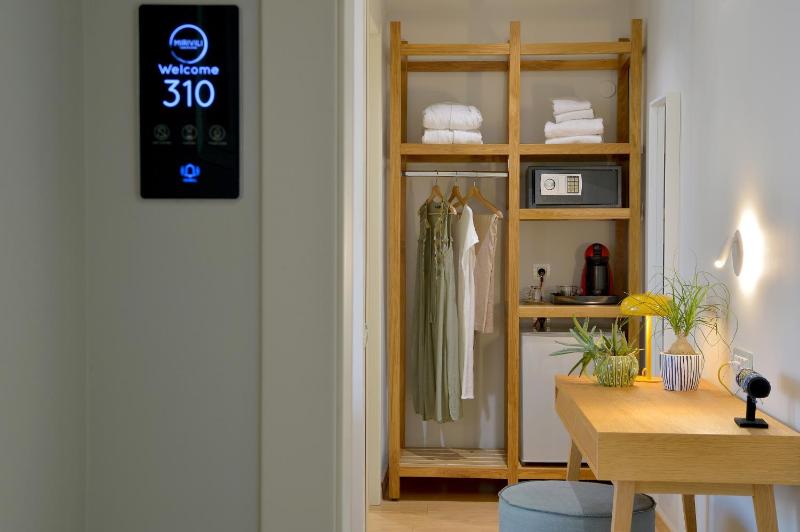 Executive Suite image 2