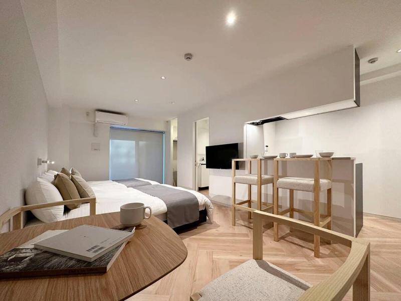 b hotel Rijodori - Complimentary Breakfast Included City Central Studio - image 10