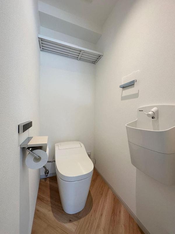 b hotel Rijodori - Complimentary Breakfast Included City Central Studio - image 5