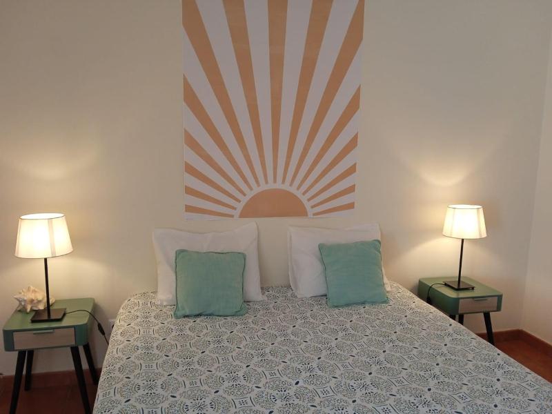 Double Room with Side Sea View image 1
