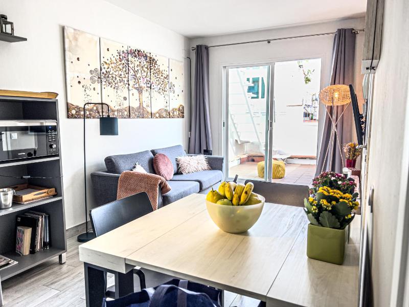 Amazing 2 bedroom Apartment with big sun terrace Sitges centre beach - image 21