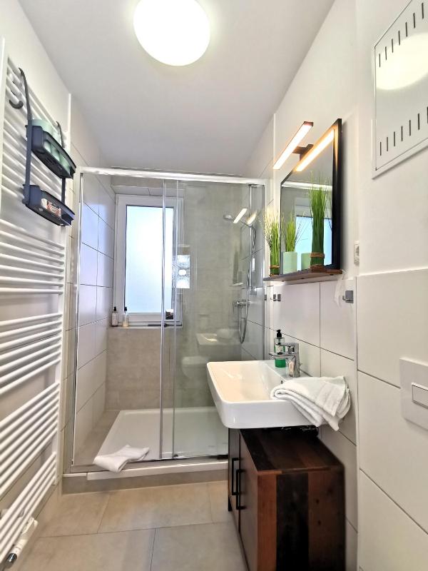 BohnApartments XL Suite - 2 Schlafzimmer mit Balkon - Zentrum - Petersberg - Domplatz - image 6