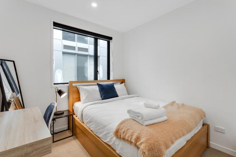 The CityScape Apartment with Wi-Fi and Balcony - image 3