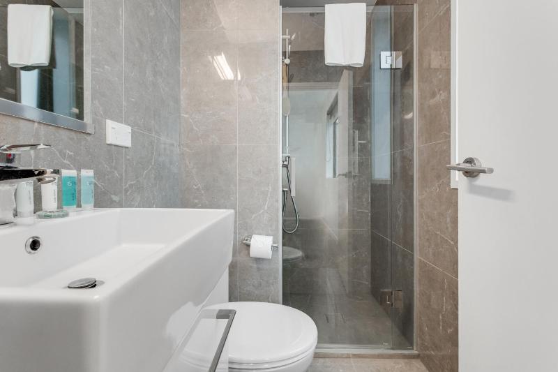 The CityScape Apartment with Wi-Fi and Balcony - image 16