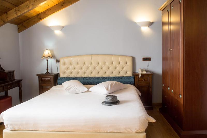 Double Suite with Castle View image 3