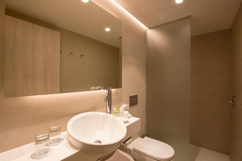 Suite image 4