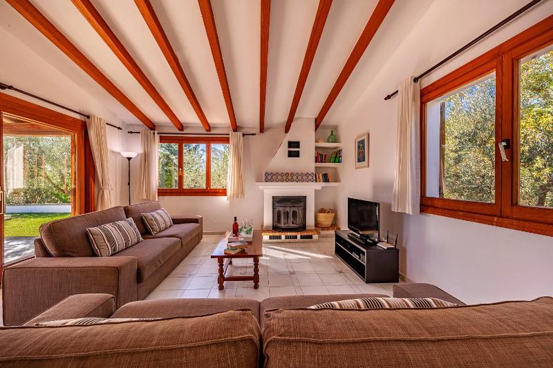 Beach Villa Can Carles by Sealand Villas - image 21