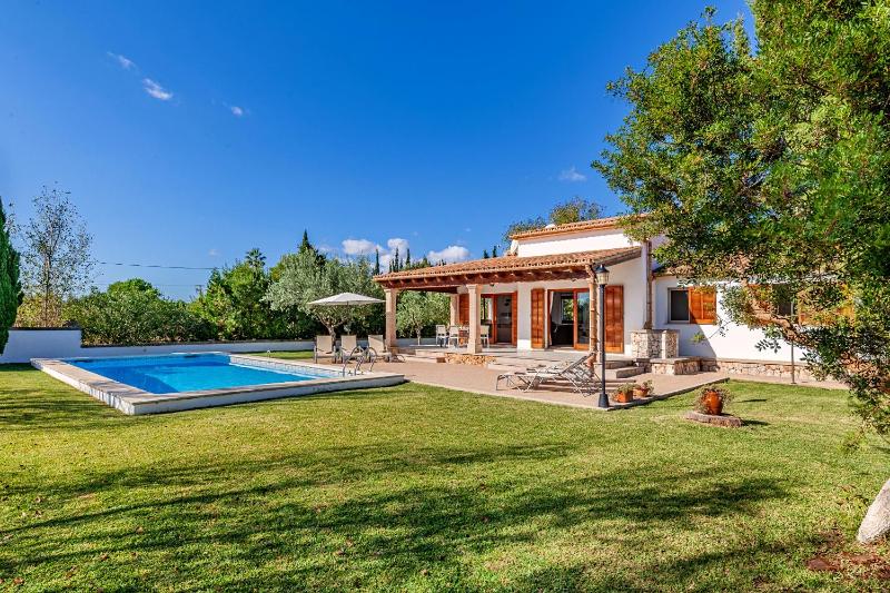 Beach Villa Can Carles by Sealand Villas - image 9