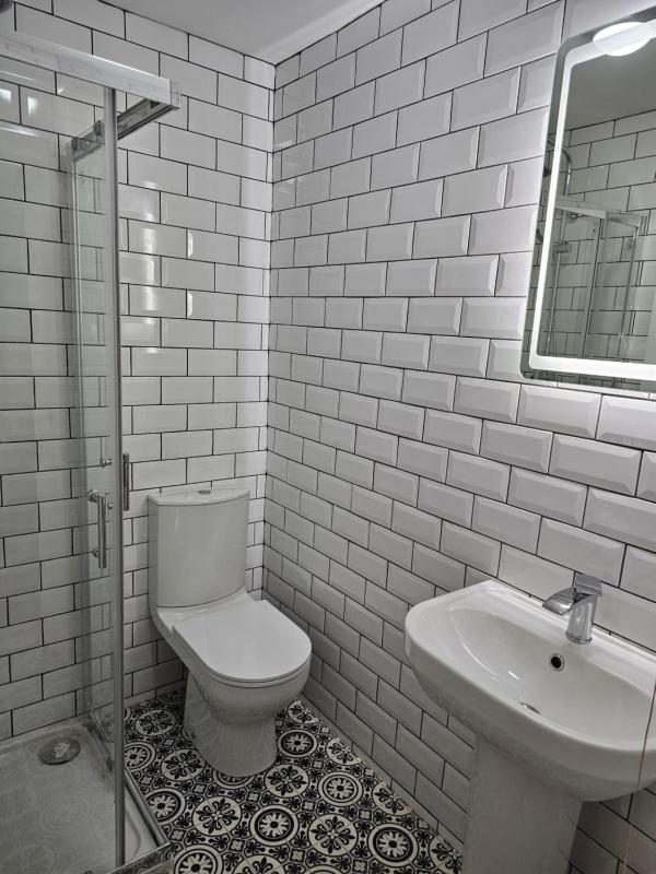 The Ivernia hotel - image 16