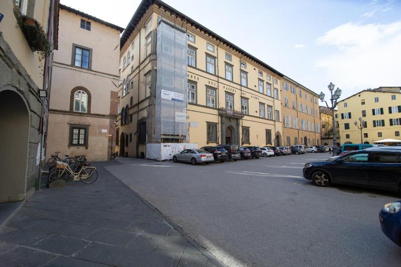 Piazza Bernardini Apartment in Center Town - image 42