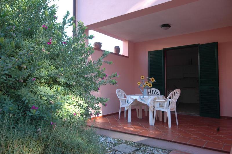 One-Bedroom Apartment image 1