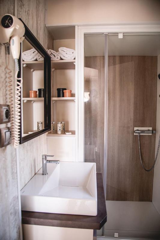 Kasai Beach One Bedroom image 2