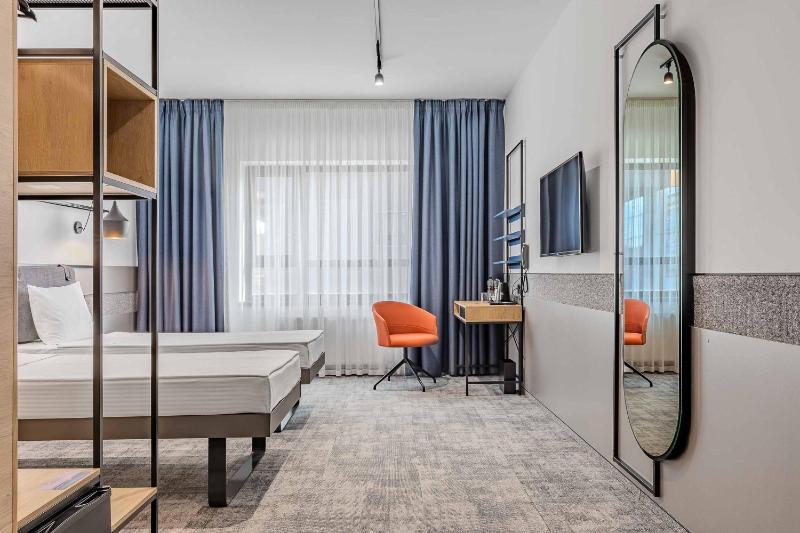 Superior Double or Twin Room image 4