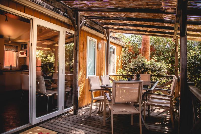 Kasai Classic Three Bedrooms image 1